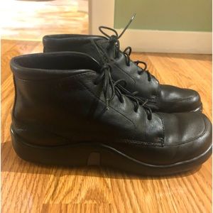 Leather ankle boot/shoe made by Romika. Size 6